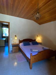 Bellano Cottage - With Private Garden and Garage