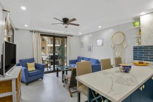 2 Bedroom Oceanview Beachfront Condo Jaco Beach