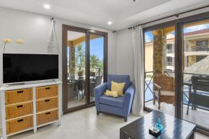 2 Bedroom Oceanview Beachfront Condo Jaco Beach