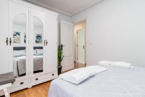 Noja mar y tierra con parking