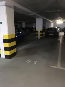 Bronowice Art Garden - Cozy Apartment with Garden and Parking