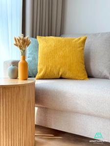 APARTAMENTY SZYNDZIELNIA 2 POKOJE & BALKON & PARKING & ROWEROWNIA WORKATION Home OFFICE - NOWA NAJLEPSZA BAZA WYPADOWA W BESKIDY