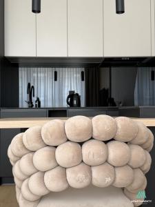 NOWE APARTAMENTY SZYNDZIELNIA 2 POKOJE & BALKON & PARKING & ROWEROWNIA WORKATION Home OFFICE - NAJLEPSZA BAZA WYPADOWA W BESKIDY