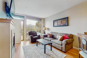 Chelan Resort Suites - #110