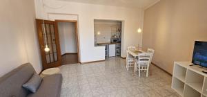 Spezias Home
