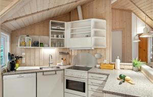 Pet Friendly Home In Dronningmølle