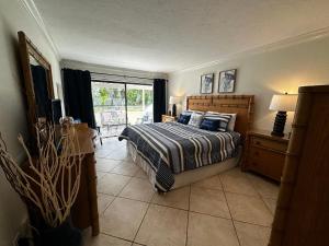 Siesta Dunes 1-102 by Siesta Dunes