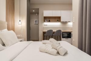 The Minion Elegant Suite Piraeus