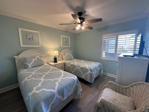 Siesta Dunes 1-208 by Siesta Dunes