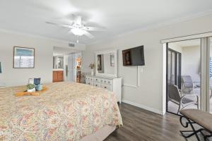 Siesta Dunes 1-306 by Siesta Dunes