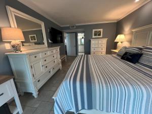 Siesta Dunes 2-109 by Siesta Dunes