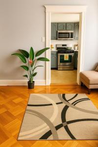 Spacious 4BR near NYC with Parking, 10min MetLife, 20min Times Sq