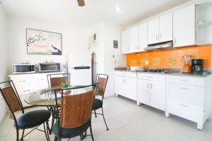 Condo with Lagoon View and Beach Access