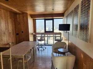 Steps to Historic C and Reforma