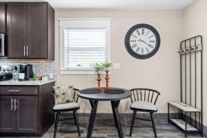 Unit #5 638 Madison St