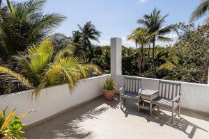 Traditional Beachfront Villa with Cenote, Close To Playa