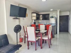 Condo-Panoramic Elevator-10 Min Walk-Rodadero Beach