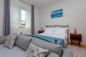 Apartments with parking space Icici, Opatija - 14155