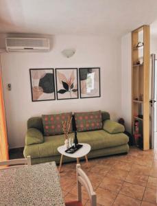 Apartments by the sea Cove Pokrivenik, Hvar - 18955