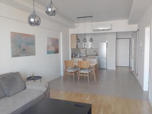 Venus Apartment with Free Private Parking Spot