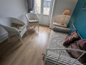 Maisons de vacances Maison de caractere avec jardin, terrasse et equipements pour grandes familles au Val-d'Ajol - FR-1-589-169 : photos des chambres