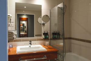 Hotels Crowne Plaza Lyon - Cite Internationale : photos des chambres