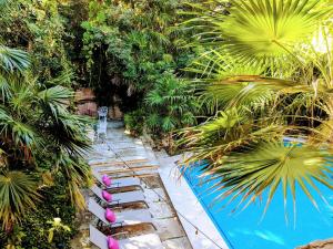 Villa Steps to Beach Sleep 29 Largest Pool in Playa