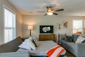 Unit #A 1010 Franklin St