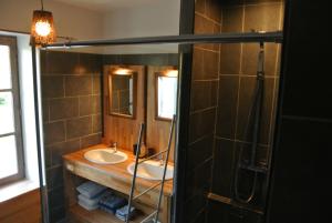 B&B / Chambres d'hotes Le Moulin de Planiol : photos des chambres