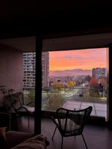 Warm, Central and Modern Apartment