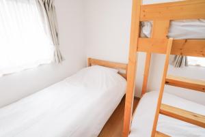 Tipy records inn nook