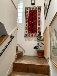 Airy brownstone penthouse duplex near Central Park