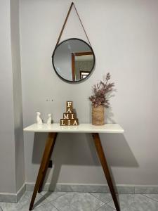 APÊ VISTA MAR, 20mts DA PRAIA, ESPAÇOSO E ACONCHEGANTE-56m2- WIFI- 1 DORM-ELEVADOR- 6 PESSOAS