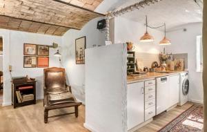 Beautiful Home In Ulfborg With Wifi