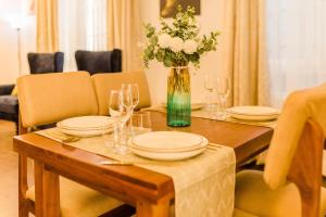 April House - Modern 3-Bed All-Ensuite Home in Victoria, Dar es Salaam