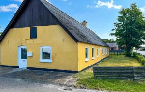Awesome Home In Ålbæk With Wifi