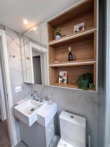 1110 B Ap Novo decorado c Wi-Fi e vaga de garagem