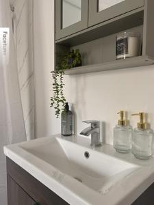 Central Hidden Gem - One Bedroom Apartment