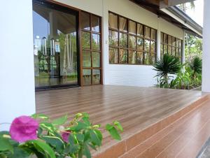 Crystal Paradise Resort Spa & Winery