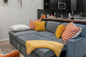 Kid Friendly Old City Parking & Roof Deck