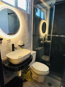 Depa Frente al aeropuerto hasta 12 Huéspedes