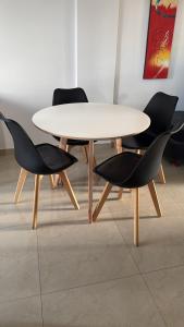 Apart Duclout Monte Grande a 15 minutos del Aeropuerto Ezeiza Zona Residencial