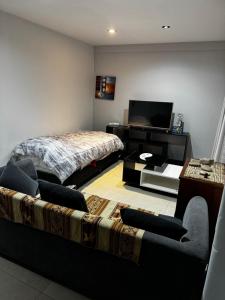 Apart Duclout Monte Grande a 15 minutos del Aeropuerto Ezeiza Zona Residencial