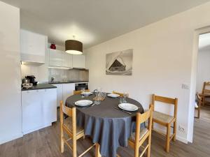 Appartements Appartement 2 chambres a Praz-Sur-Arly avec parking - FR-1-603-125 : photos des chambres