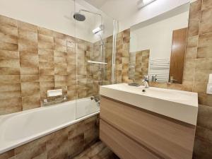 Appartements Appartement 2 chambres a Praz-Sur-Arly avec parking - FR-1-603-125 : photos des chambres