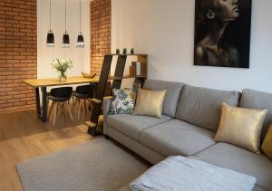M&S Lux Apartments Pojezierska - Balkon z widokiem, klimatyzacja i blisko Manufaktury