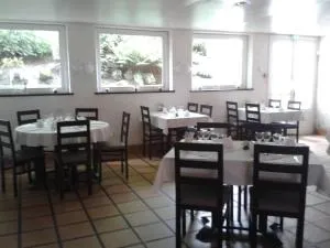 巴迪斯酒店 - Pont-de-Larn