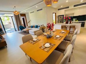 Anam Beachfront Villa 501 Cam Ranh