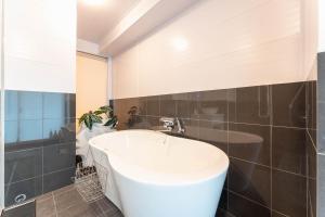 Sakura Sands Suites Hotel