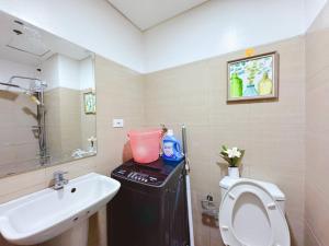 Shore 1 tower c1 17floor near moa facing swimming pool